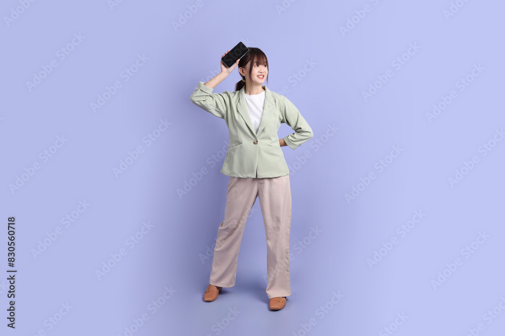 Fototapeta premium 20s Asian Businesswoman