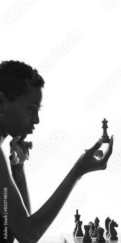 Canvastavla Attractive woman playing chess and holding the queen
