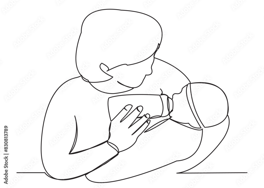 mom feeds a newborn from a bottle_05 mom feeds a newborn from a bottle_05