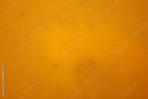 Fondo degradado naranja con brillo de foco en el centro y borde de viñeta. Plantilla de sitio web de presentación. 