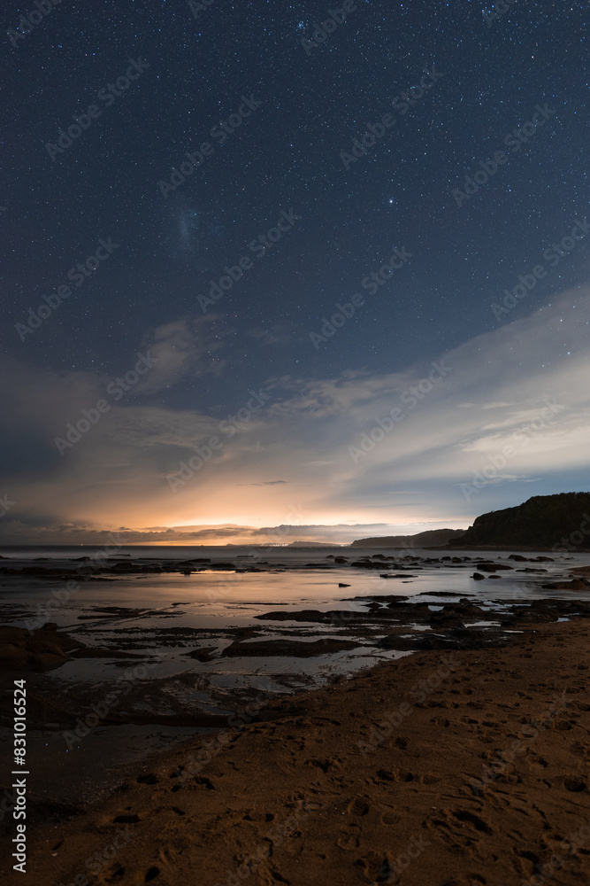 Fototapeta premium Beautiful night view from an empty beach.