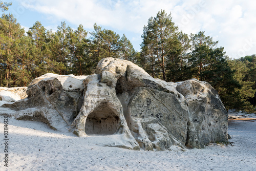 Große Sandhöhlen im Heers im Harz