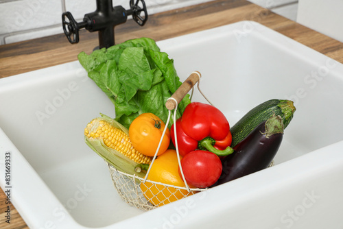 Freshly washed organic vege...