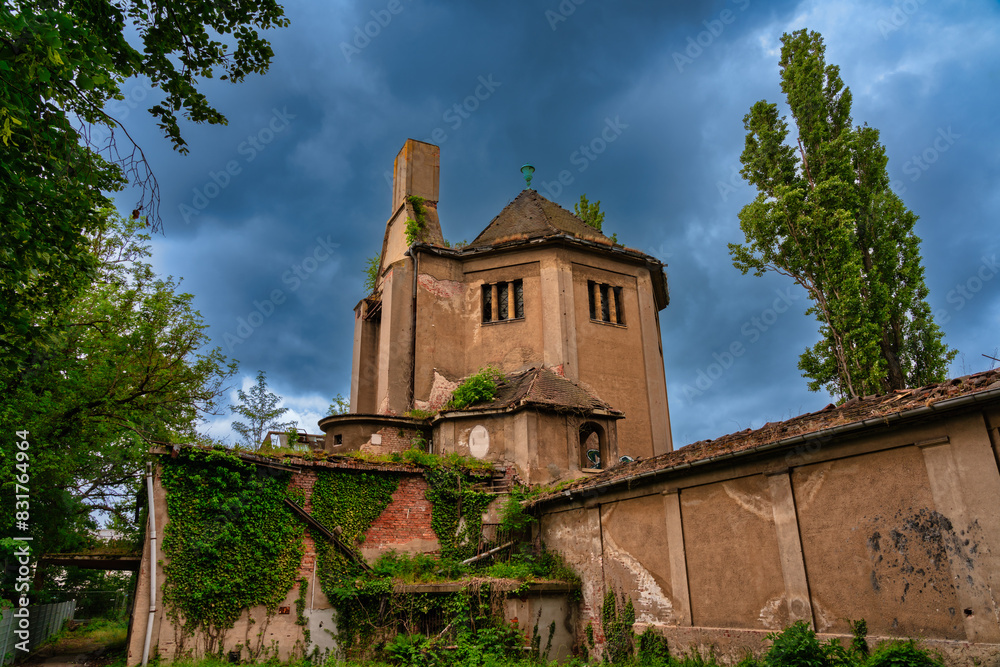 Fototapeta premium Altes Krematorium Dessau