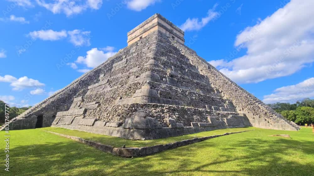 Chichen Itza, Yucatan, Mexico. Main Kukulcan El Castillo Pyramid Temple on Sunny Day Chichen Itza, Yucatan, Mexico. Main Kukulcan El Castillo Pyramid Temple on Sunny Day