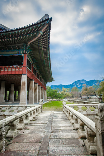 Obraz na płótnie Gyeongbokgung Palace is the palace of Joseon Dynasty. w salonie