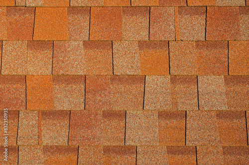 Brown-orange asphalt shingle for roof