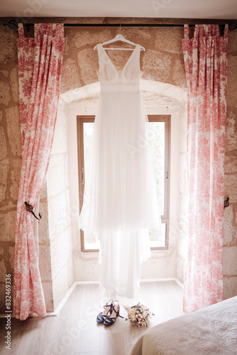 details on a wedding day
