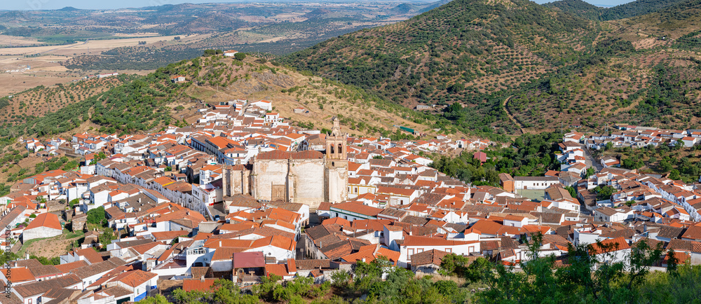 Fototapeta premium Panoramic view of the town of Feria in Badajoz, Extremadura, Spa
