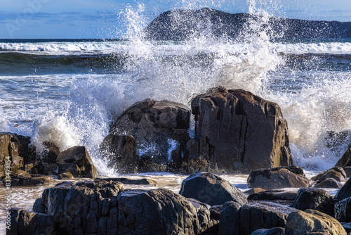 Fototapeta Naklejka Na Ścianę i Meble -  Crashing waves at Cloudy Bay, Bruny Island, Tasmania, Australia