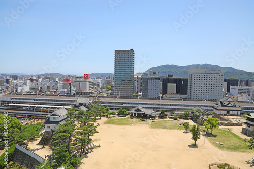 福山駅と福山市の街並み