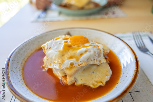 Obraz na płótnie Francesinha - Sandwich - Porto w salonie