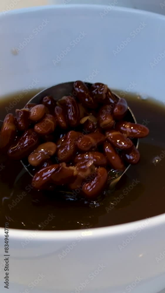 kidney bean vietnam sweetness Jelly pudding. liquid viscous additives to drinks Authentic Che Thai Vietnamese fruit cocktail kidney bean vietnam sweetness Jelly pudding. liquid viscous additives to drinks Authentic Che Thai Vietnamese fruit cocktail