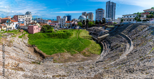 Fotografija A panorama view across the Roman amphitheatre in Durres, Albania in summertime