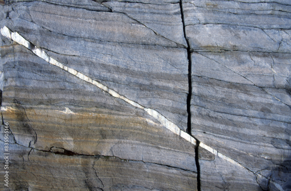 Interessante Steinstrukturen in den Zillertaler Alpen in Österreich - Tour 2001