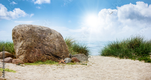 Fototapeta Naklejka Na Ścianę i Meble -  STRANDWEG #280541.0