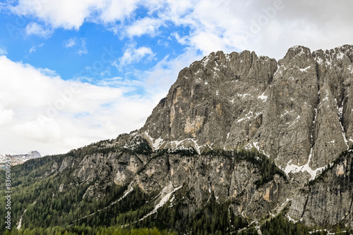 Dolomiten, Sellagruppe, Grödner Joch, Val de Misdé, Berge, Wanderweg, Klettersteig, Südtirol, Frühling, winterlich, Schneedecke, Italien photo