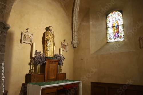 Eglise Notre-Dame de l'Assomption, village de La Grave, département des Hautes Alpes, France photo