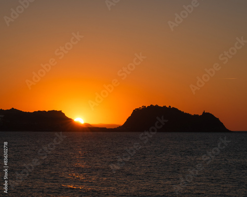 Fototapeta Naklejka Na Ścianę i Meble -  orange sunset on the coast