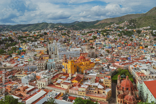 Vista aérea de Guanajuato, ciudad y paisaje
