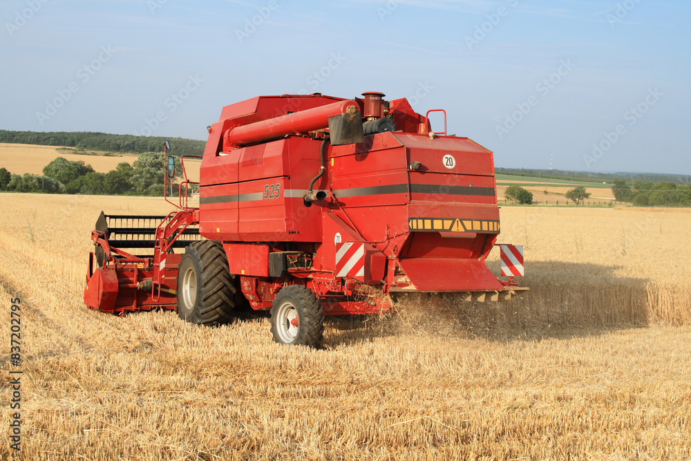 Fototapeta premium Combine.