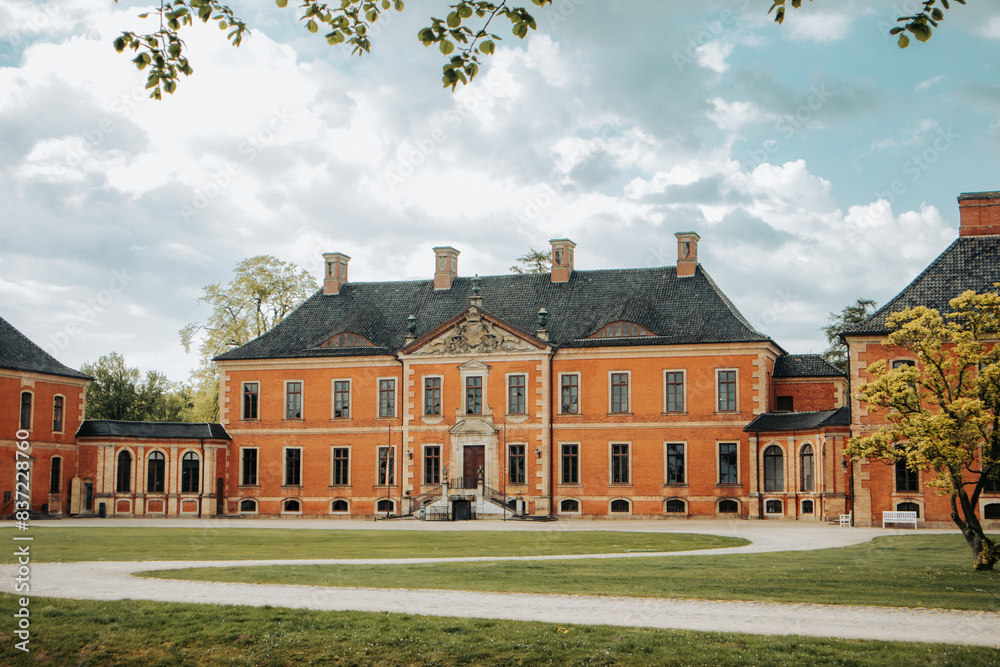 Naklejka premium Zamek Bothmer koło lutz