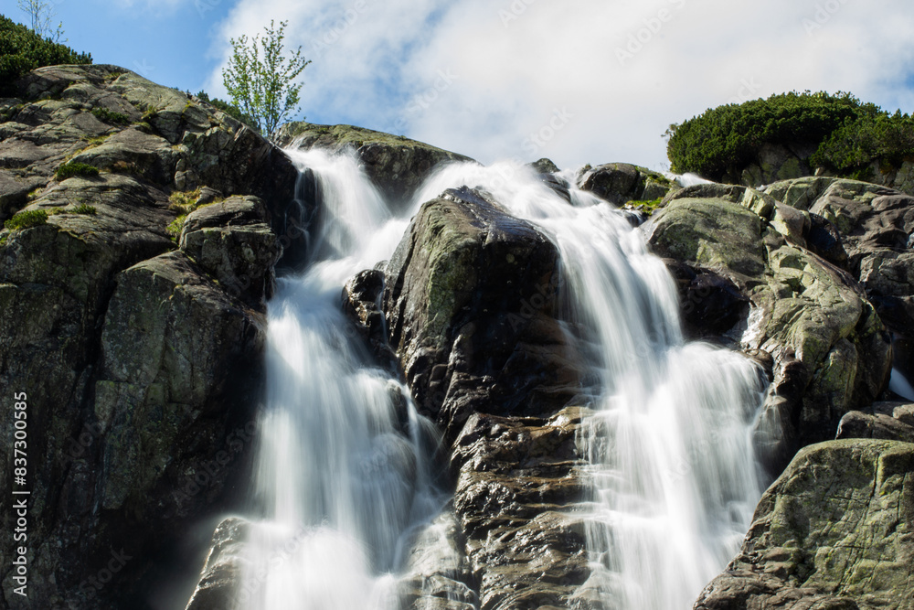 Obraz premium waterfall in the mountains