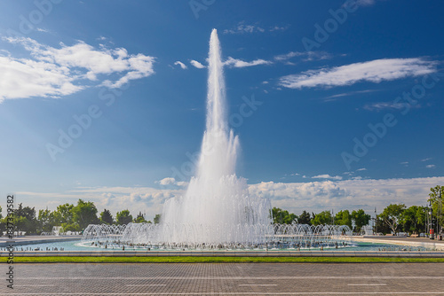 One of the largest fountain...