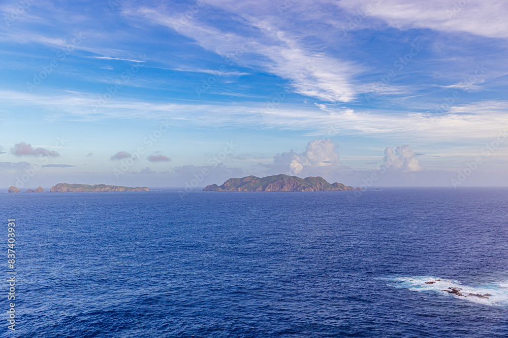 母島・小富士 山頂から望む絶景
母島・小富士 山頂から望む絶景