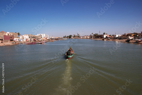 Obraz na płótnie Boat with people of Saint-Louis, Senegal, West Africa w salonie