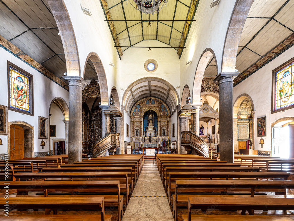 Fototapeta premium Interior of Sao Pedro church, Igreja de Sao Pedro in Faro, Portugal.