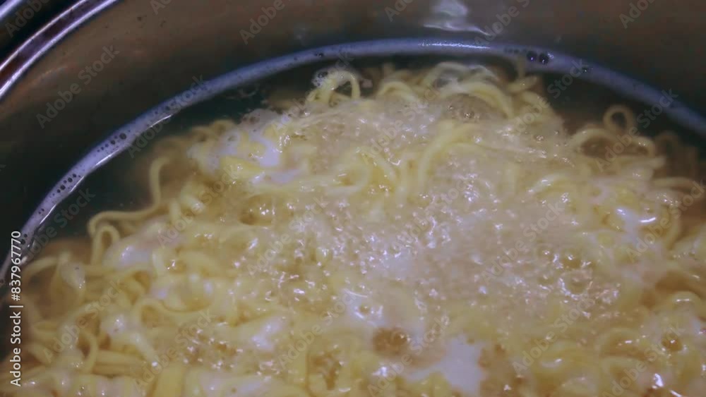 即席麵の調理 即席麵の調理