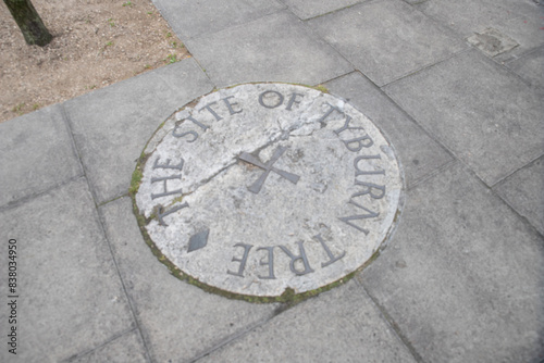 The Tyburn Tree plate in London photo