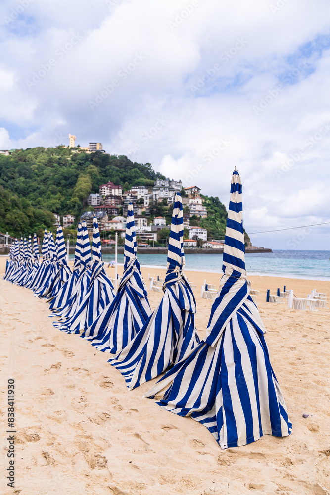 Fototapeta premium Bahia de la Concha, San Sebastian, Spain 2