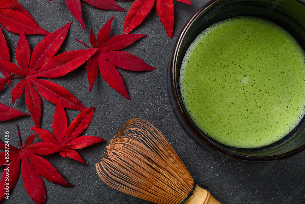 日本の茶道 茶碗と茶筅と抹茶と赤いもみじ 黒背景
Japanese Tea ceremony: Tea bowl, tea whisk, matcha and red maple leaves on black background 日本の茶道 茶碗と茶筅と抹茶と赤いもみじ 黒背景
Japanese Tea ceremony: Tea bowl, tea whisk, matcha and red maple leaves on black background