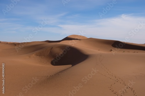 Fototapeta Naklejka Na Ścianę i Meble -  Sand dunes in the Sahara desert in Morocco