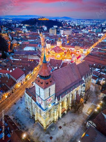 Obraz na płótnie Brasov, Romania. Transylvania winter destination scenics with Christmas Market and Black Church w salonie