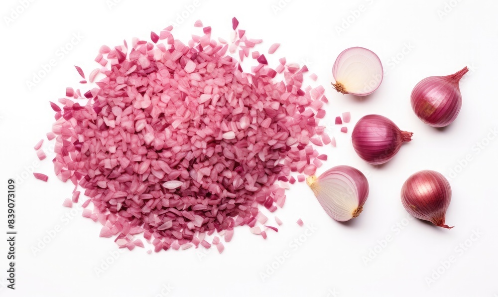 Obraz premium A collection of sliced red onions on a white background