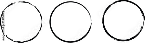 Grunge circles brush set. Black circle frames. Round line of black paint. Grunge round shapes. Circular ink brush stroke fro design elements. Vector illustration.