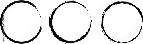 Grunge circles brush set. Black circle frames. Round line of black paint. Grunge round shapes. Circular ink brush stroke fro design elements. Vector illustration.