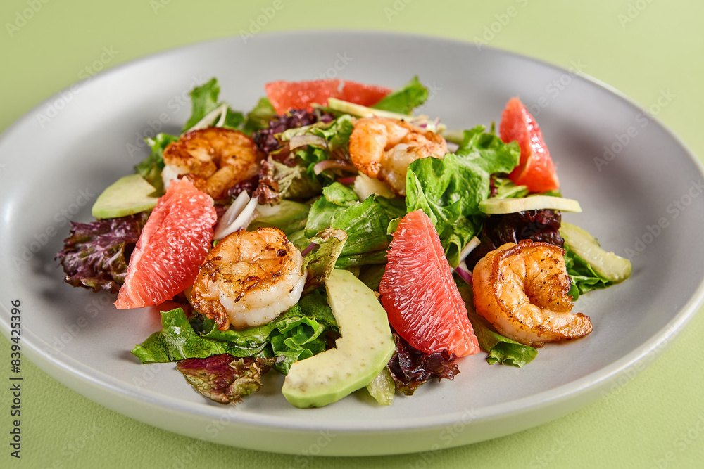 Delicious Shrimp Salad with Avocado and Grapefruit on Greens Delicious Shrimp Salad with Avocado and Grapefruit on Greens