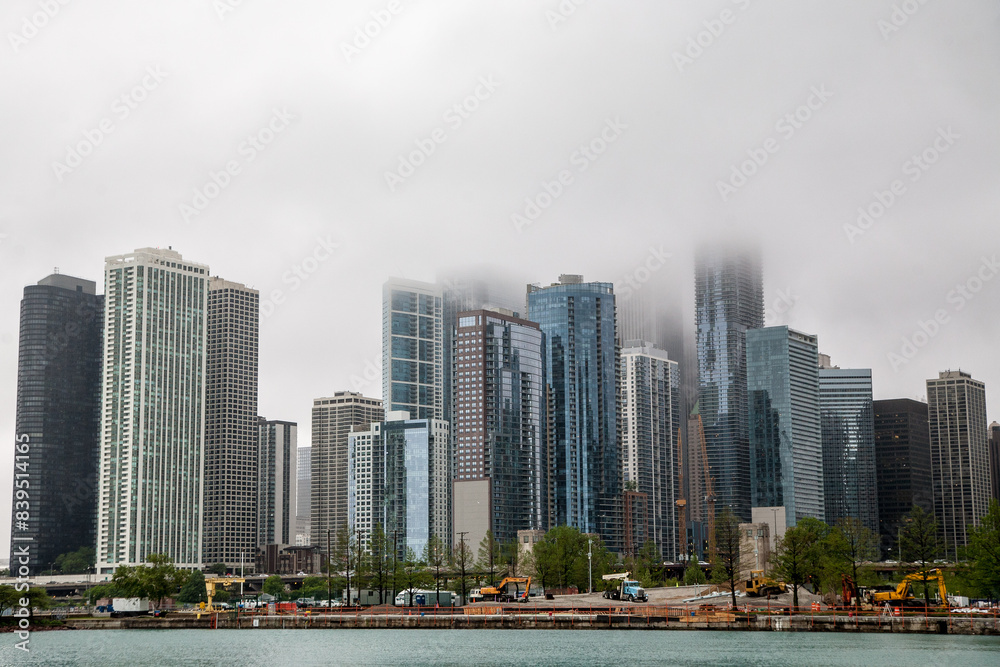 Fototapeta premium Panorama Centrum Miasta Chicago w mgle
