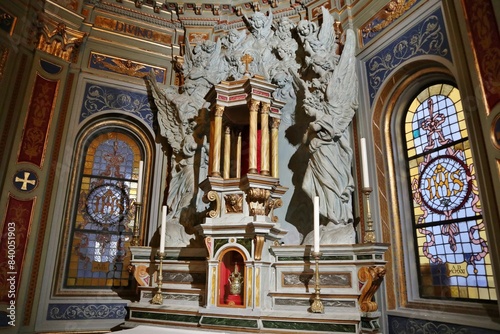 Obraz na płótnie Vasto - Altare nella Cappella della Santa Spina nella Chiesa di Santa Maria Maggiore w salonie