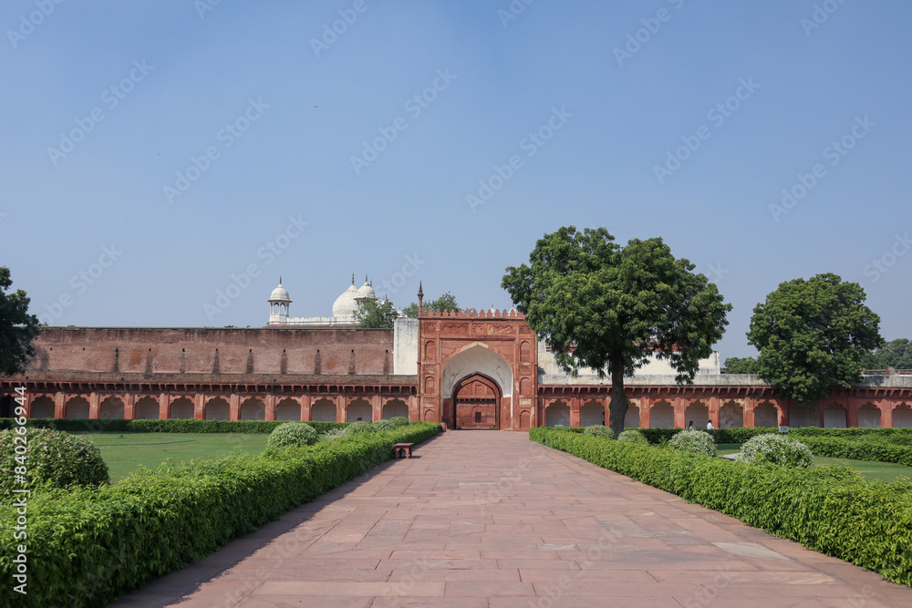 Fototapeta premium An Eye catching view of a Facade of the famous Baby Taj mahal or 'Itmad-ud-daula', a mausoleum built by 'Nur Jahan' in memory of her father at Agra, India..