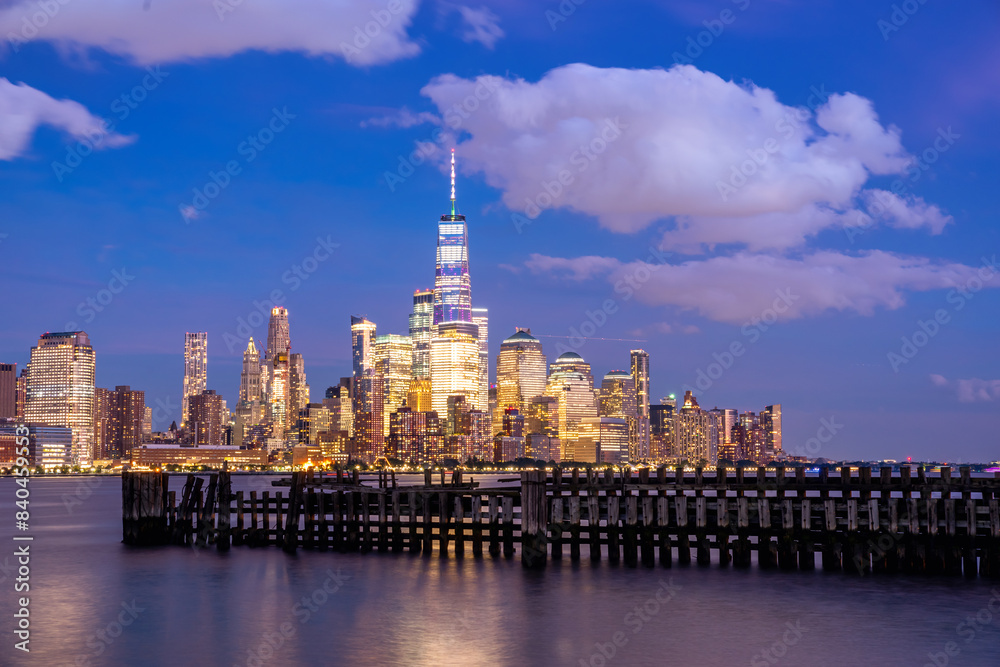 Obraz premium New York City at the night, Manhattan Skyline, USA