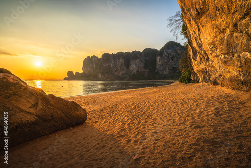 Obraz na płótnie sunset at tonsai beach on tropical island railay in krabi in thailand w salonie