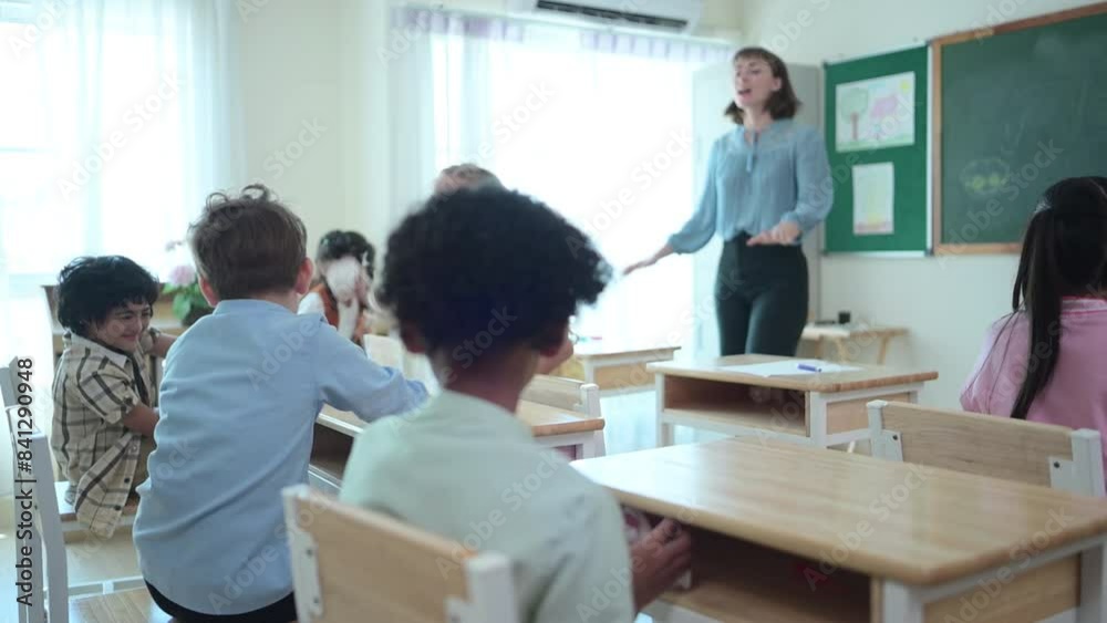 Teachers are fed up with children's mischievous behavior in the classroom. Teachers are fed up with children's mischievous behavior in the classroom.