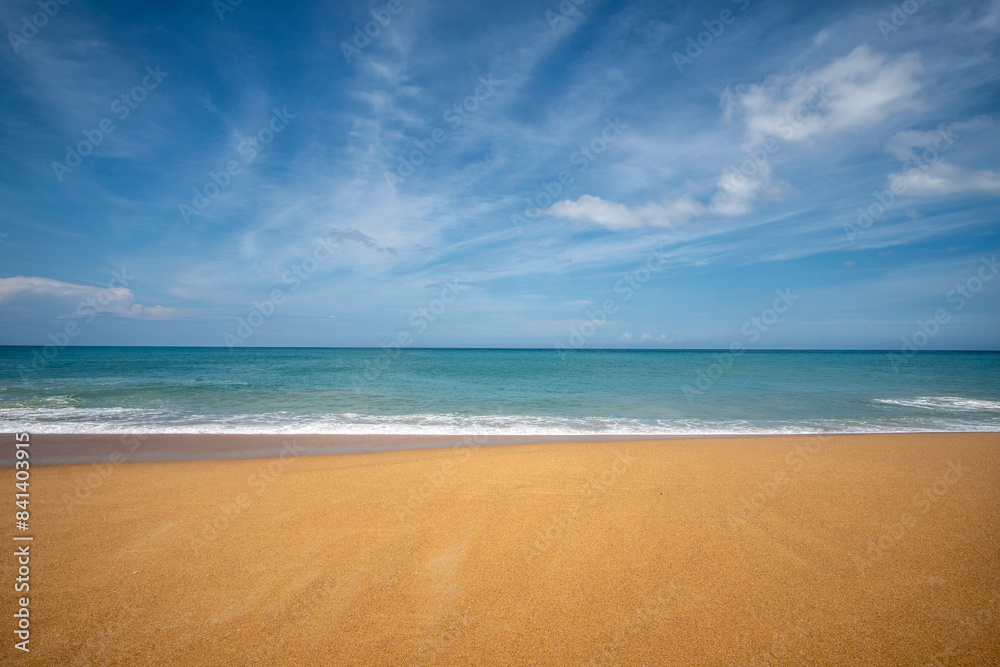 Obraz premium Nature view of beautiful tropical beach and sea in sunny day. Beach sea space aera