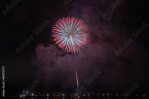 冬に打ち上げられる日本の花火