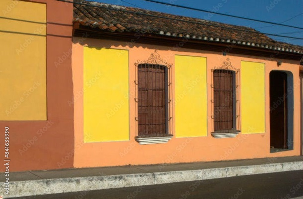 Nuestra arquitectura comprende nuestra herencia española,asi que podemos encontrar muchos ejemplos de arquitectura colonial,por supuesto otra mucho mas actual y moderna. Nuestra arquitectura comprende nuestra herencia española,asi que podemos encontrar muchos ejemplos de arquitectura colonial,por supuesto otra mucho mas actual y moderna.